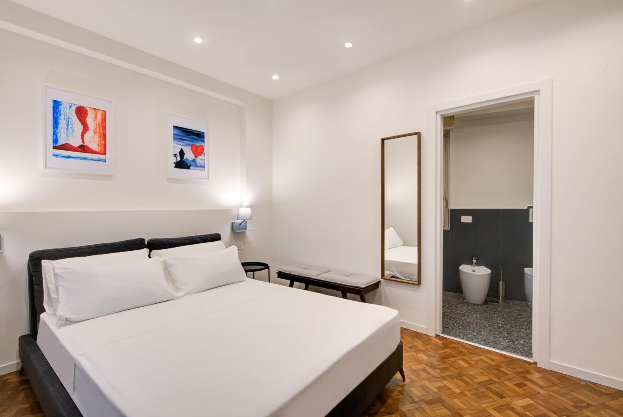 Well Suites - Piazza Dei Martiri Nápoles Exterior foto